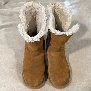 Koolaburra by Ugg zip boots tan